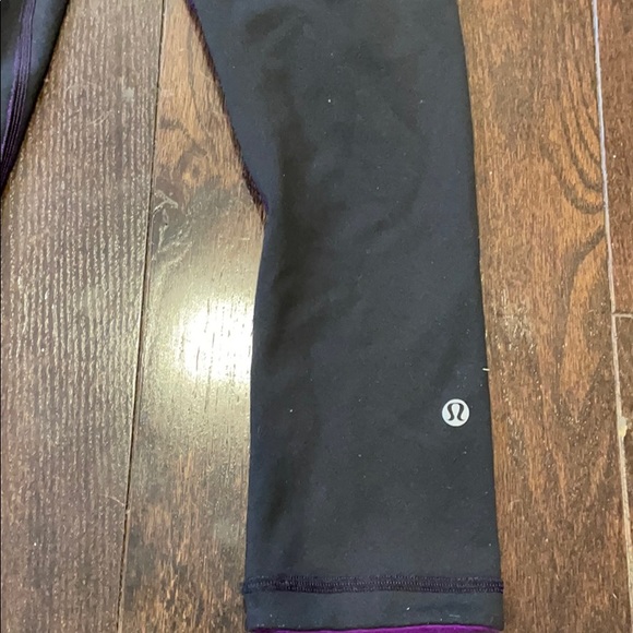 Lululemon wonderunder purple and black pants 4 - Picture 14 of 16